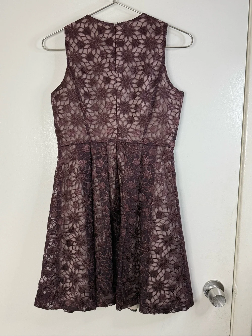 Susana Monaco burgundy lace sleeveless fit and flare mini dress 6